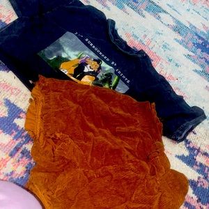 Cute shorts and crop top